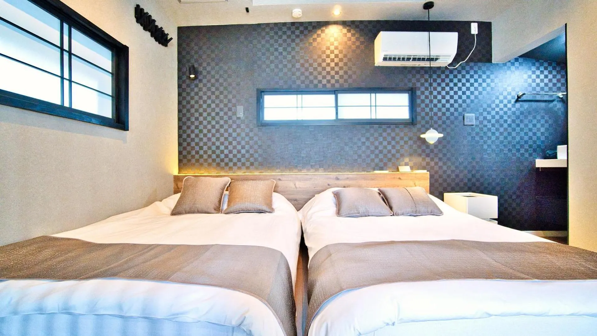 Tokyo Nook Apartment 0*,