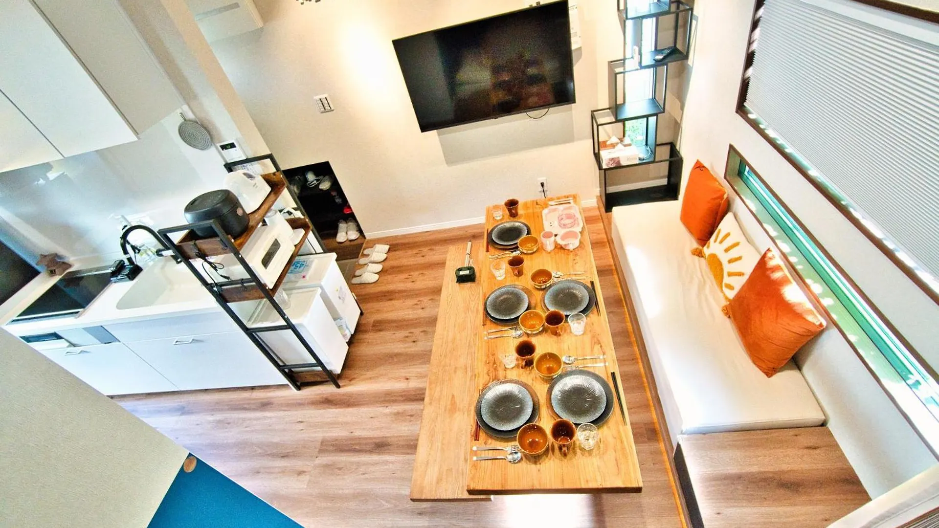 Tokyo Nook Apartment